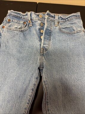 Girls Levi's Light Blue Straight 501 Skinny 26x 28